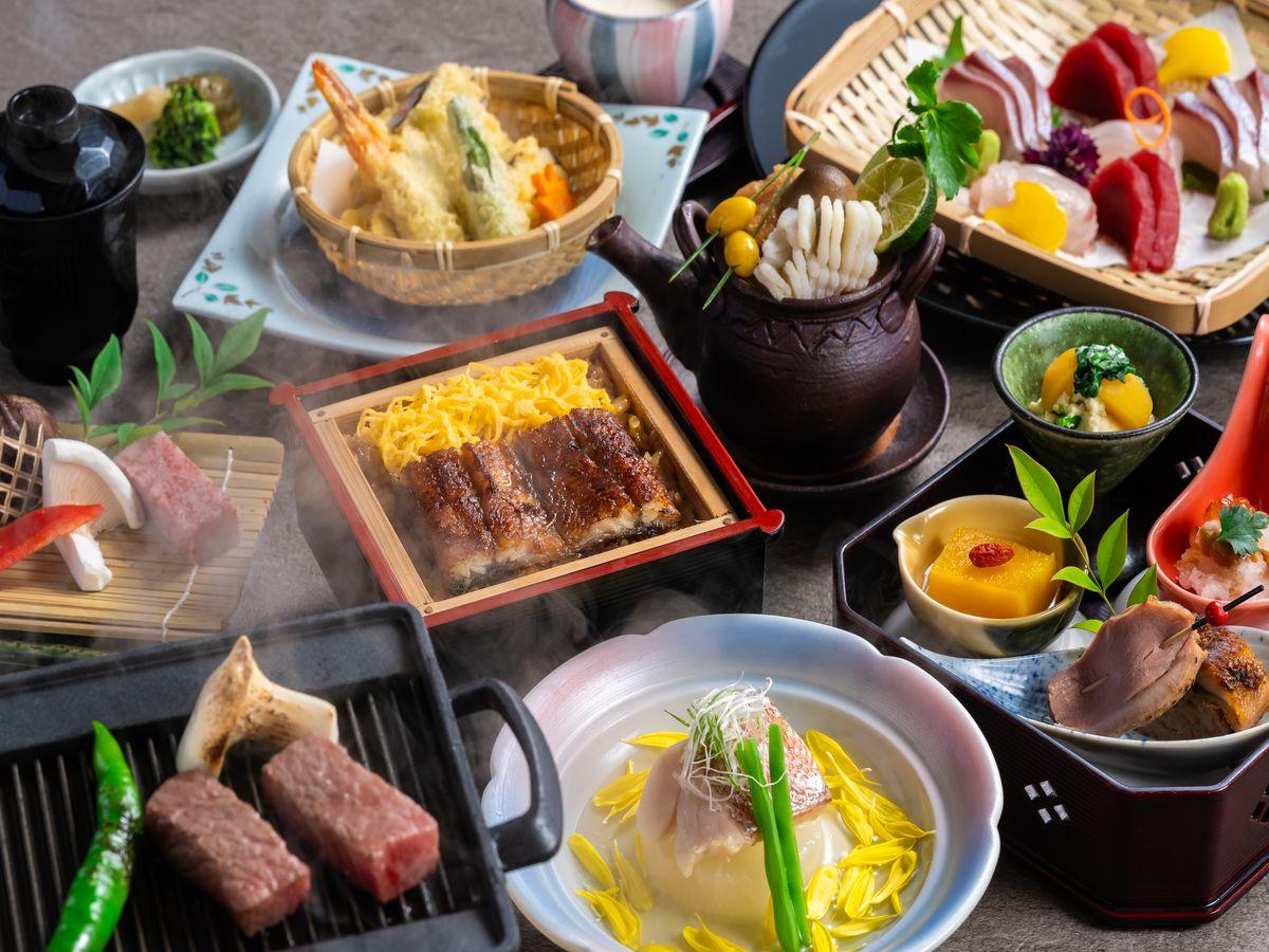 亀の井ホテル　柳川 ＜ 土地の恵み会席 ＞国産鰻のミニセイロ蒸しや柳川和牛など柳川の魅力を詰めた