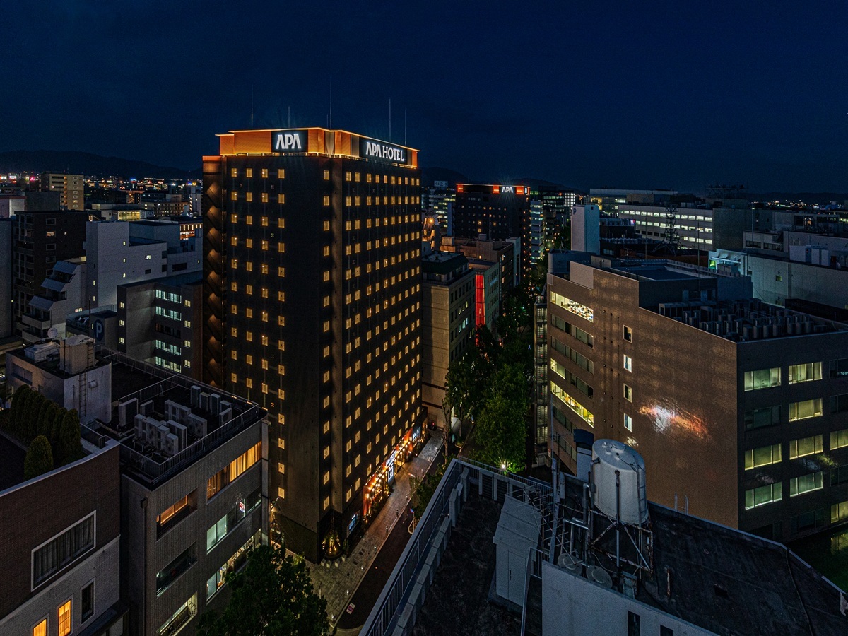 アパホテル〈博多駅筑紫口〉