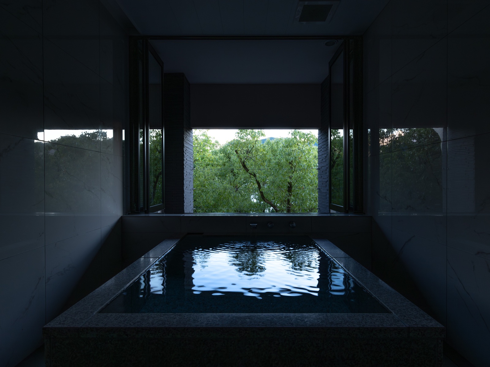 萬象閣 敷島 【令和６年４月新客室誕生】スイート80㎡和洋室（贅沢半露天風呂付）◆ブランド佐賀牛付上級会席