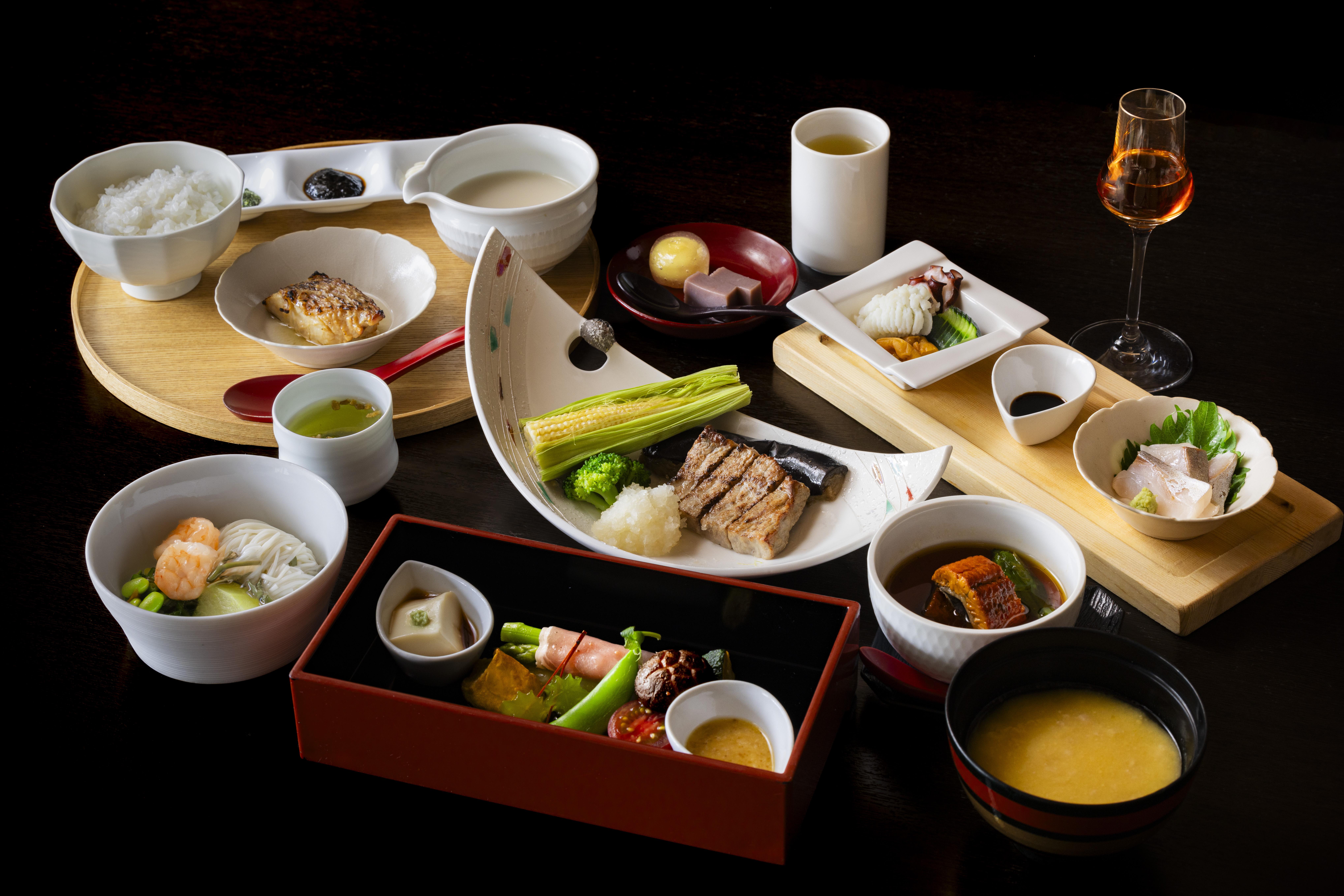 和多屋別荘 【ワンランク上の贅沢/想～和敬静寂】きたの茶園×瀬頭酒造×利休コラボ懐石レストラン個室食