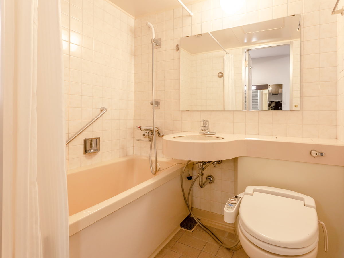 アパホテル〈佐賀駅前中央〉 東館浴室