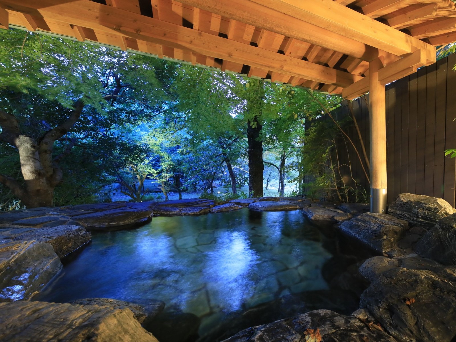 佐賀風雅 【素泊まり】古湯温泉で自由な滞在／チェックイン22時まで＜食事なし＞