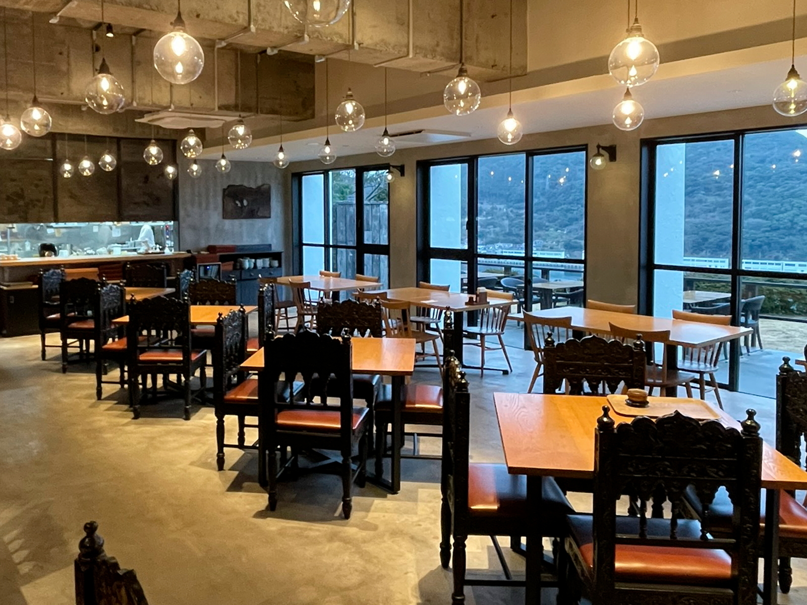 五島列島リゾートホテル　マルゲリータ奈良尾 【伊勢海老】五島灘で獲れた伊勢海老×海の幸プラン