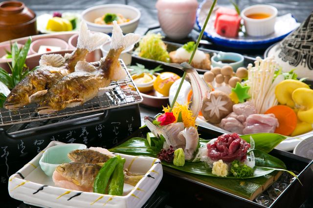 旅館 翠嵐楼 【料理長オススメ会席】 ～欲ばり三昧～ 『和牛×海の幸』 熊本のウマいを全て味わうならコレ！