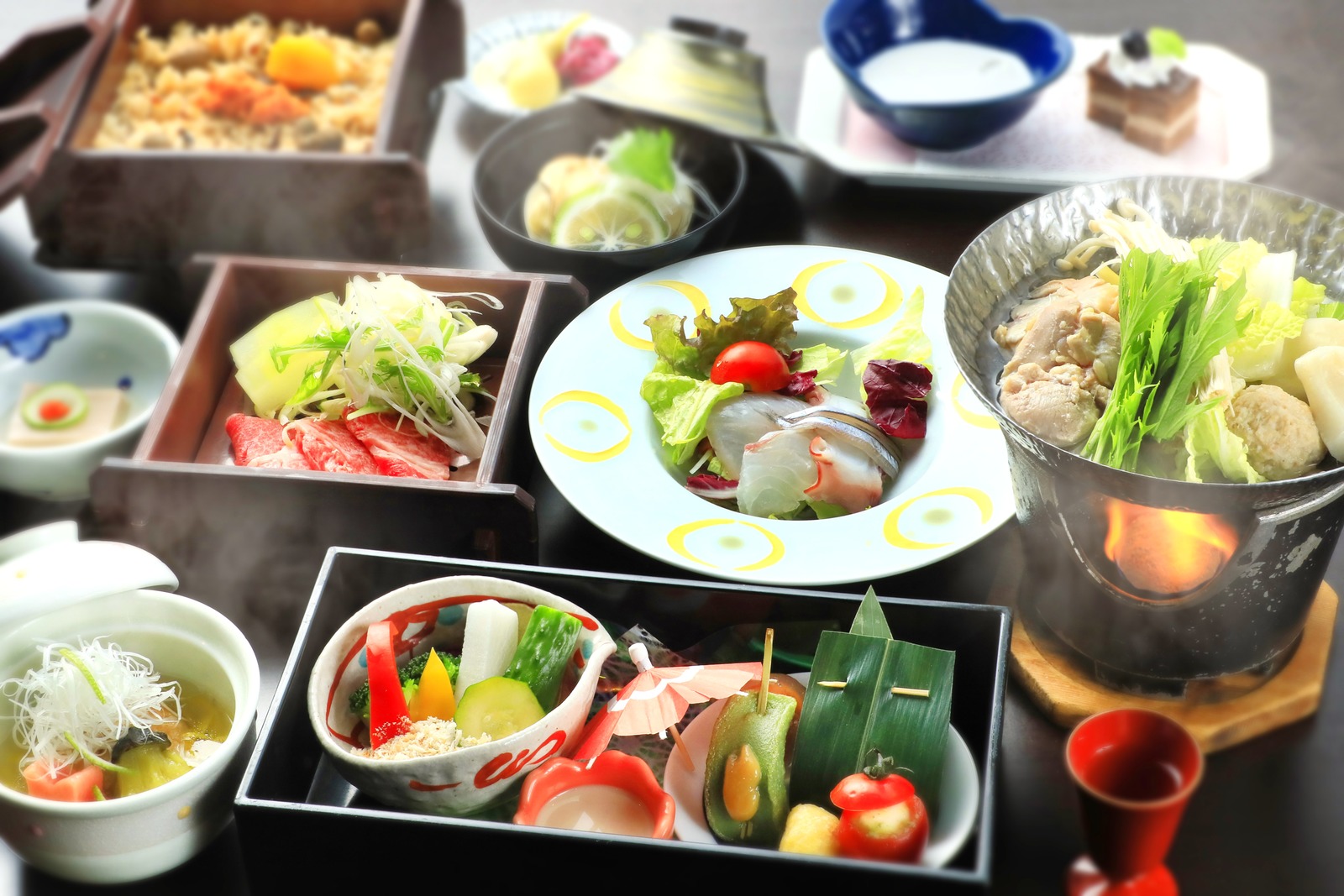 ゆとりろ山鹿 【特選会席■灯籠】熊本のこだわり食材や九州の旬魚旬菜、山鹿自慢の美人の湯を「源泉掛け流し」で満喫