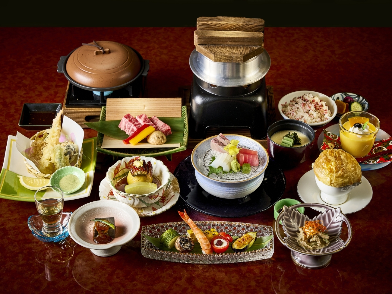 司ロイヤルホテル 季節の会席　広間食【夕朝食付き】