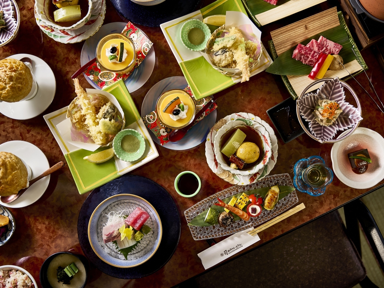 司ロイヤルホテル 季節の会席　広間食【夕朝食付き】