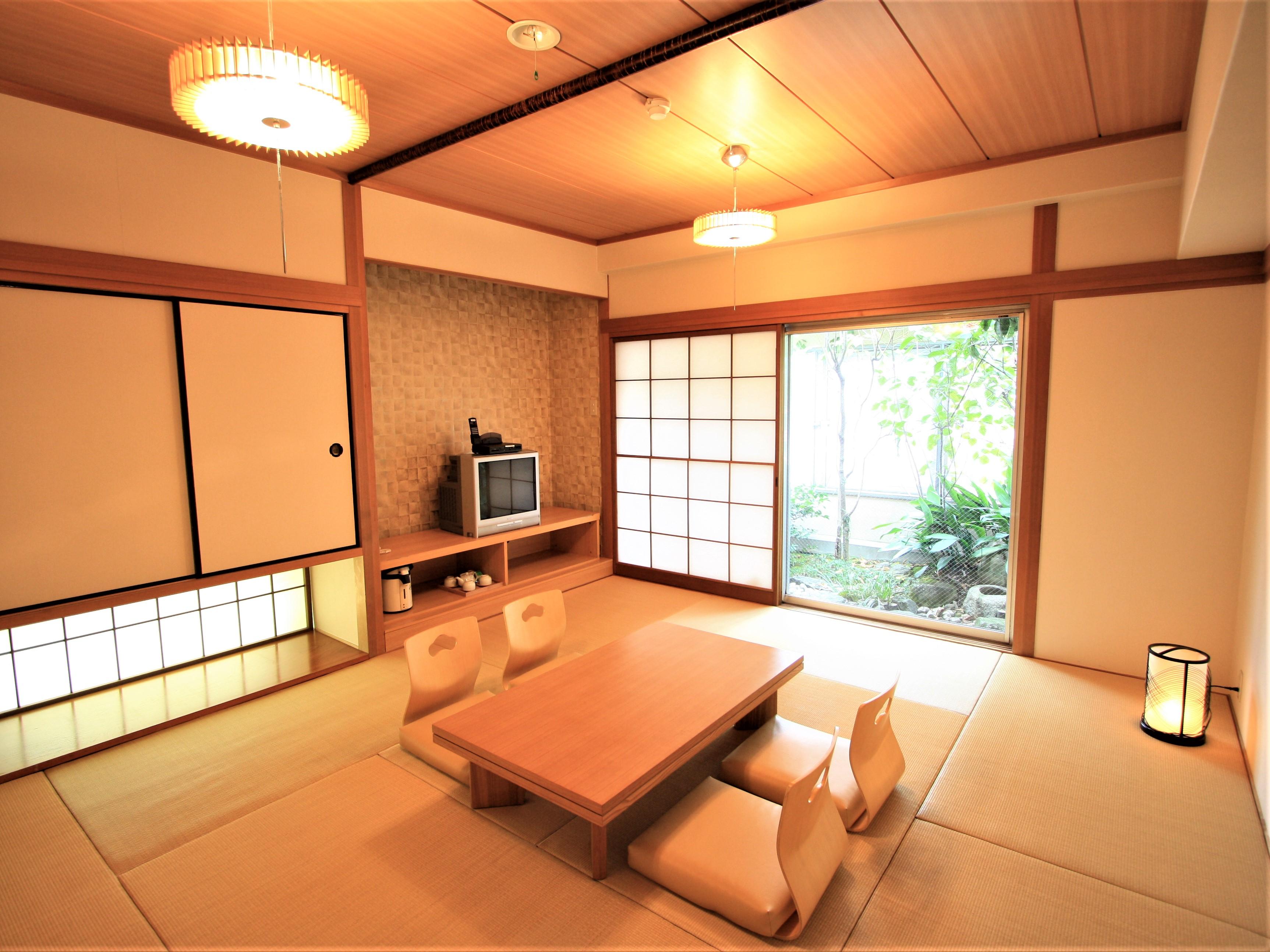 グリーンリッチホテル水前寺 和室：10畳