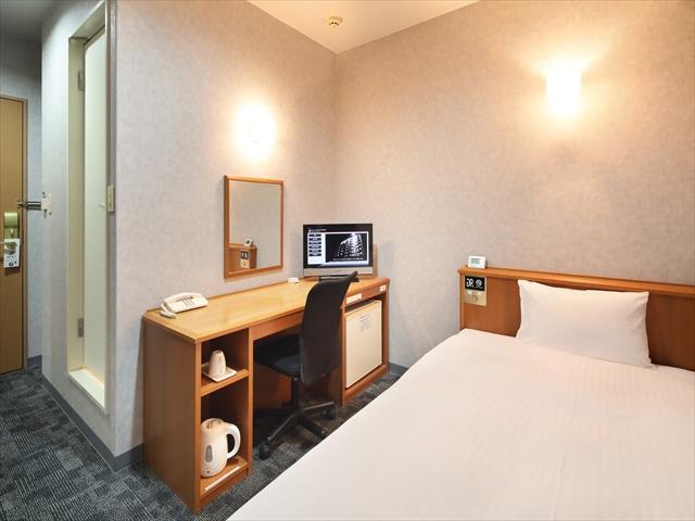 グリーンリッチホテルあそ熊本空港 シングル（ユニットバスタイプ）■部屋面積：13.5㎡　■ベッドサイズ：120cm