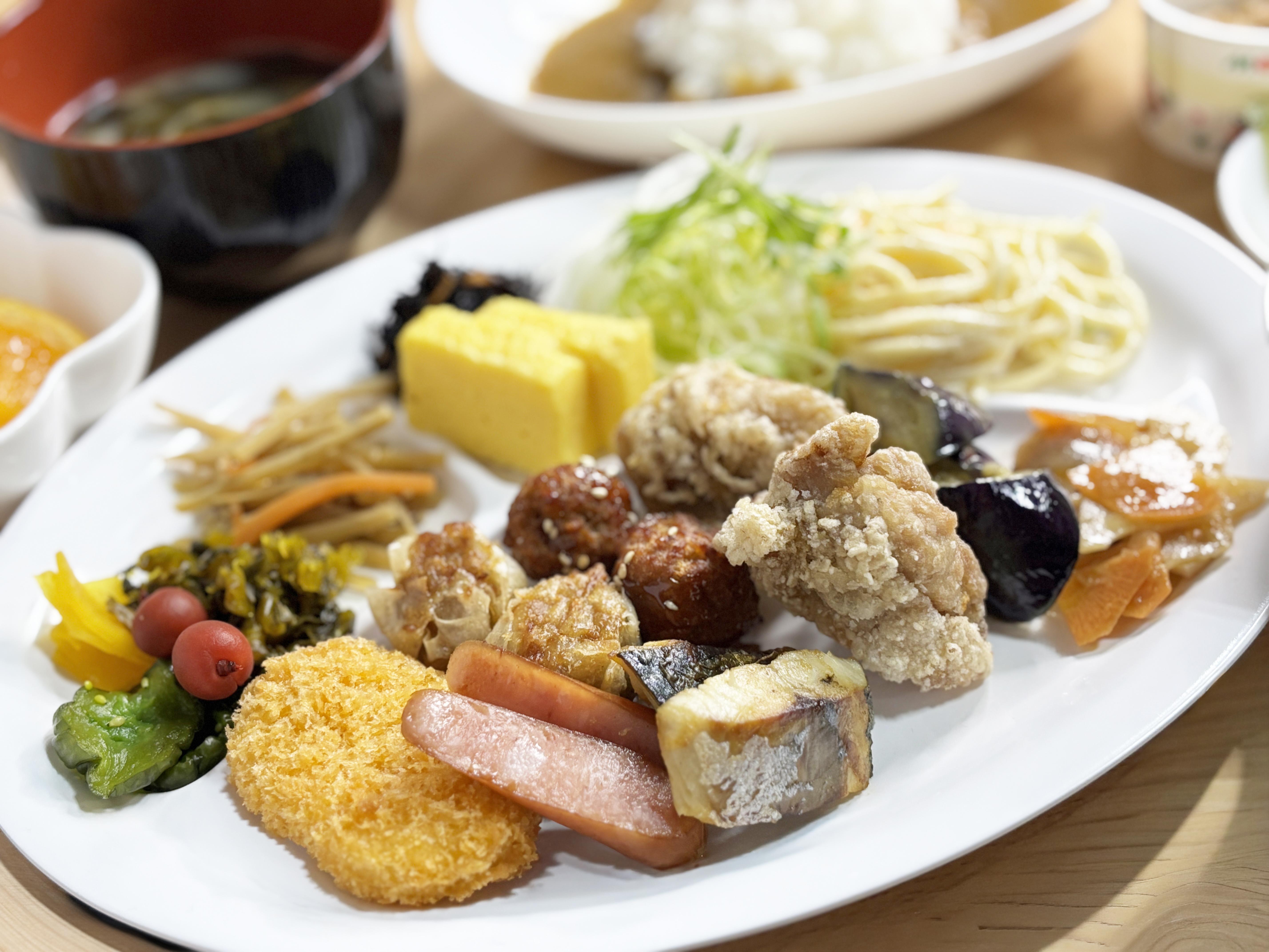 グリーンリッチホテルあそ熊本空港 朝食バイキング付プラン　