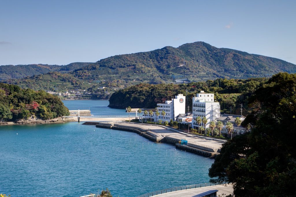 湯の児温泉　海と夕やけ