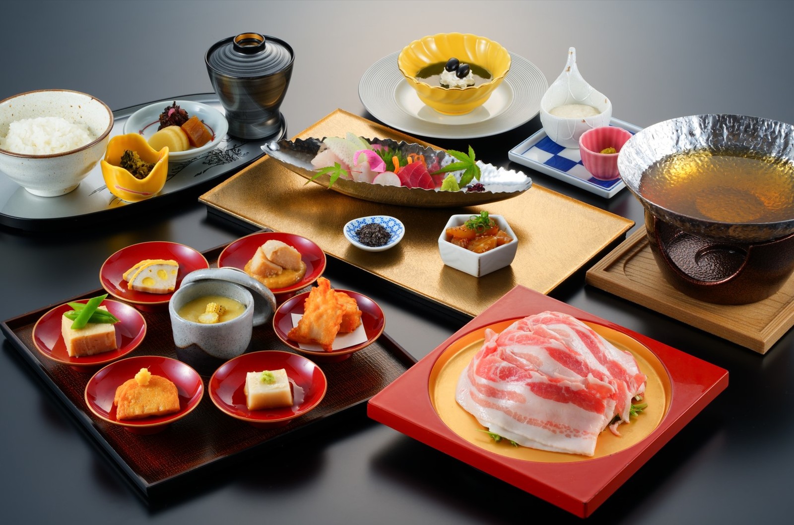 リゾーピア別府 黒豚鍋やお造り盛りなど九州・大分食材を楽しむ～華花-はなやぎ-プラン≪2食付き≫