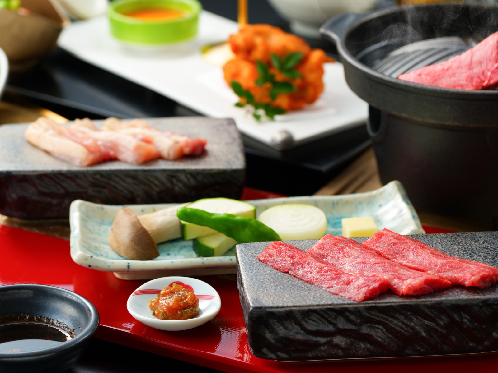 リゾーピア別府 【全7品】おおいた豊後牛と冠地どりの食べ比べ、豊後水道の地魚を味わう大分の美食旅～華花-はなやぎ-プラン≪2食付き≫