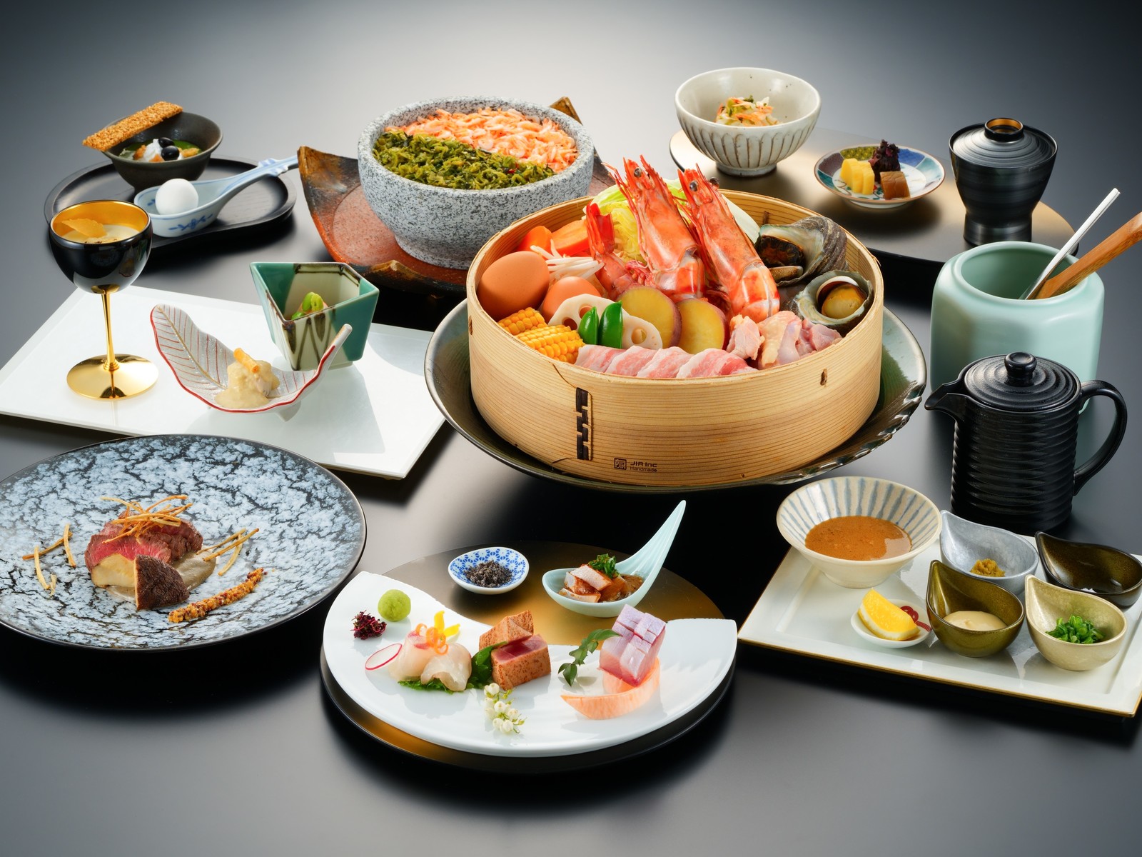 リゾーピア別府 料理長推奨コースを堪能　おおいた豊後牛と温泉蒸しに舌鼓～虹花-なないろ-プラン≪2食付き≫