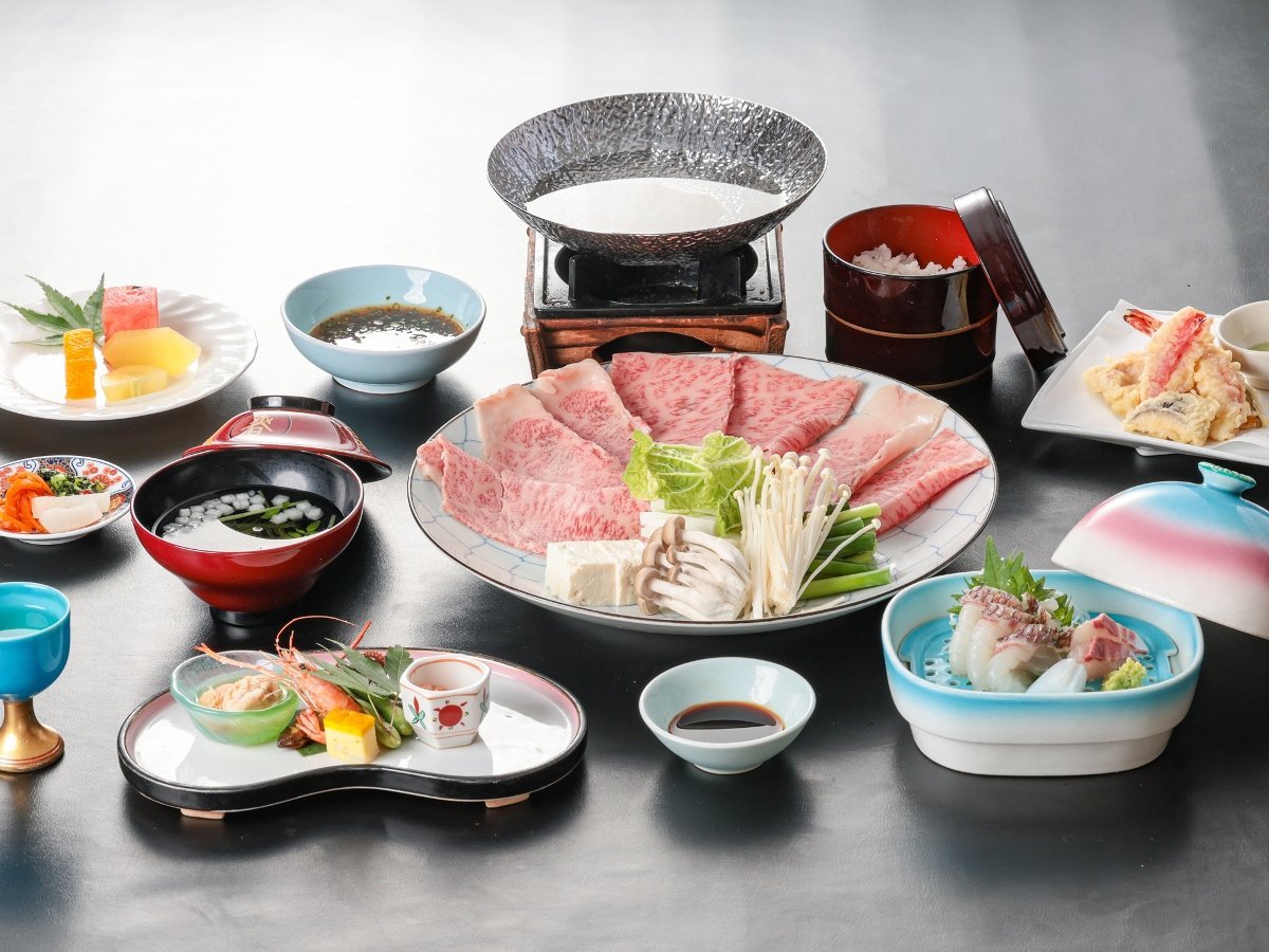 亀山亭ホテル 【ツアービルダー】お肉が好きな方へオススメ！一人鍋で楽しむ～黒毛和牛『しゃぶしゃぶ会席』～（2食付）