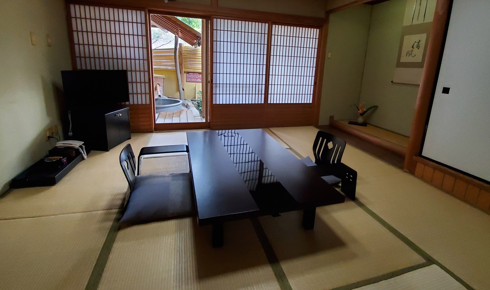 湯布院　山灯館 1階　露天風呂付客室和室8帖