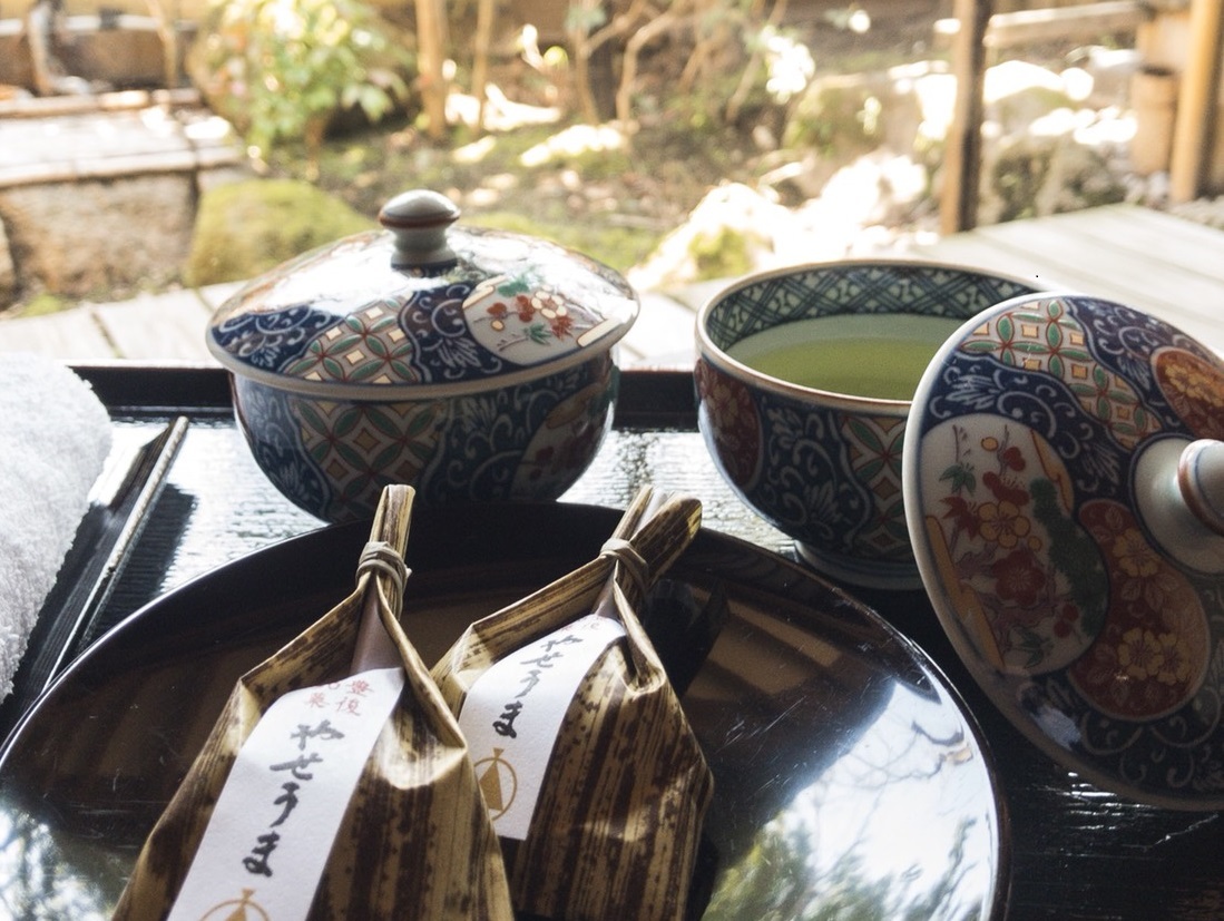 湯布院　山灯館 【お食事処おまかせ】最高峰おおいた和牛すき焼きを味わう季節の懐石料理プラン