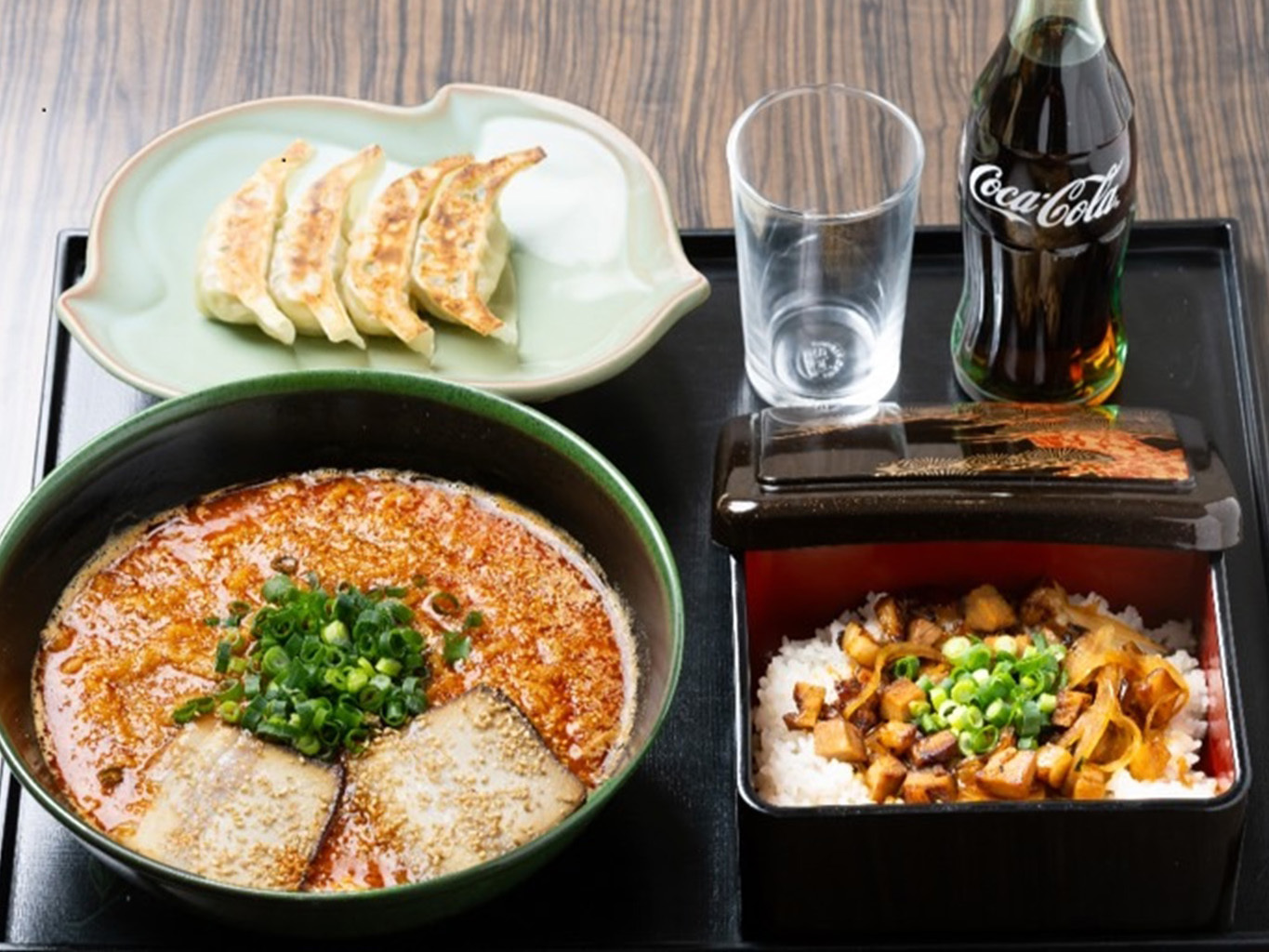 ゆふいんホテル秀峰館 【1泊夕食】お好きなラーメンをチョイス！「ラーメンごくまる」夕食セット付きプラン