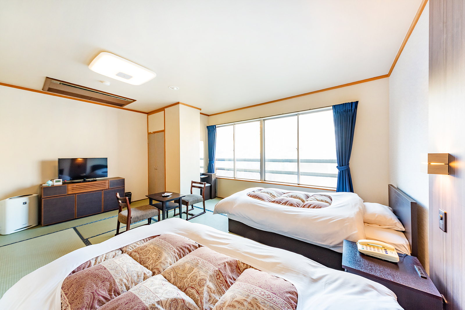 海乃ホテル はじめ(旧 海薫る宿ホテルニュー松実) 洋室ツイン（市街地側）