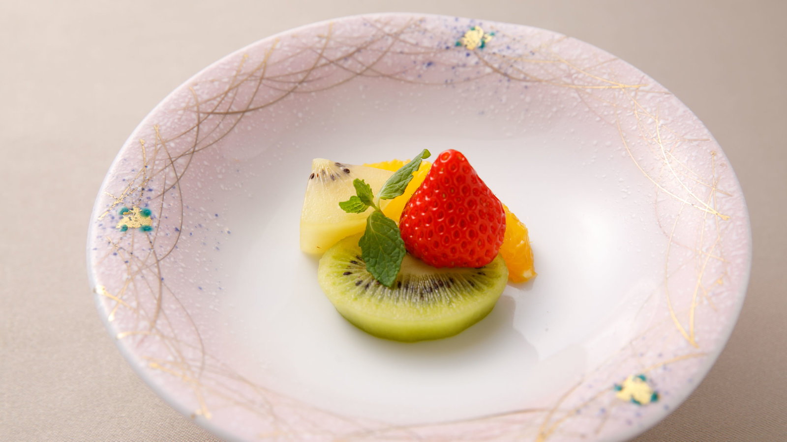 ホテルニューツルタ 【1泊2食＆飲み放題付】豊後牛・かぼす鮃・ステーキ椎茸！「おおいた尽くし洋風創作料理」プラン