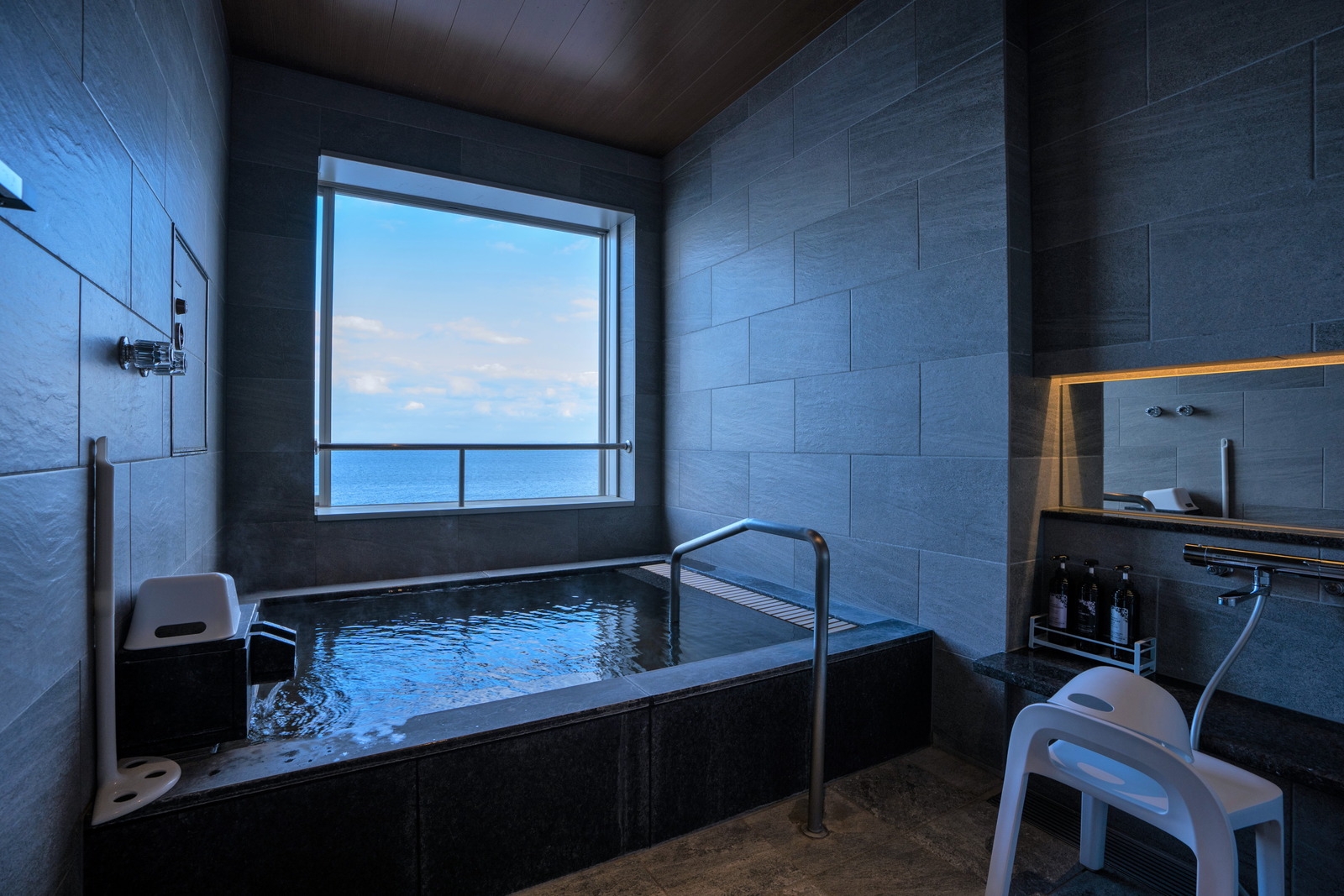 AMANE　RESORT　SEIKAI 空の棟風呂