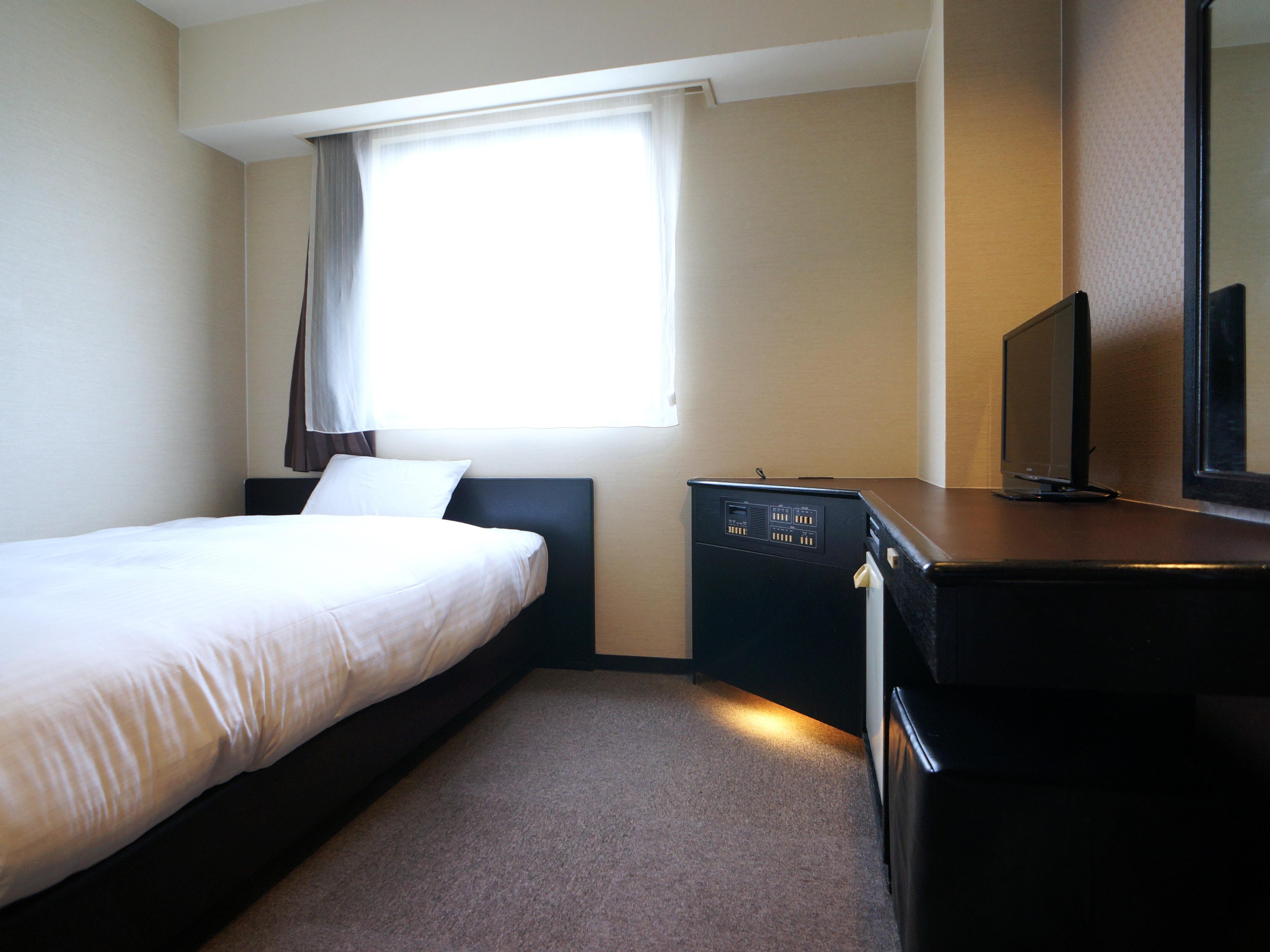 グリーンリッチホテル大分都町 【シングルB】部屋面積：13.0㎡／ベッドサイズ：130㎝（ダブル）