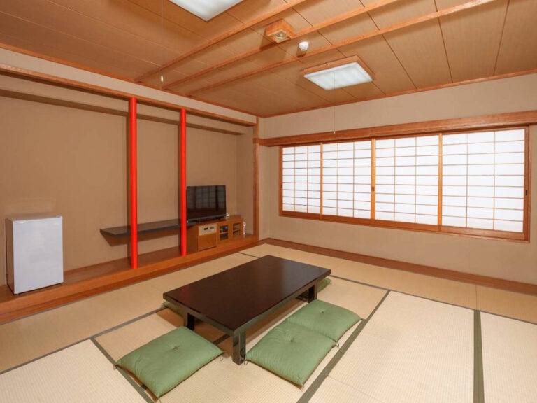 ホテル金水苑 和室（10畳）