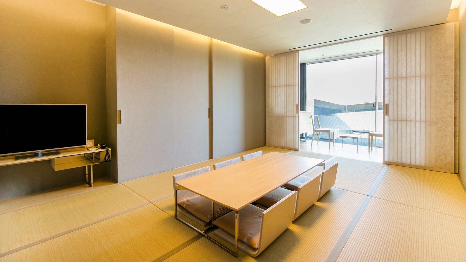 THE MEIBIA MIYAZAKI 部屋画像1