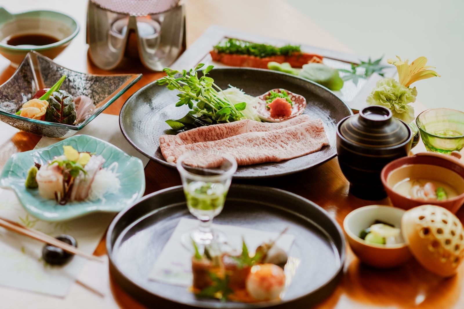 THE MEIBIA MIYAZAKI ◆創作会席×地元食材◆ 旬の味覚に舌鼓・落ち着いた空間でいただく美食旅