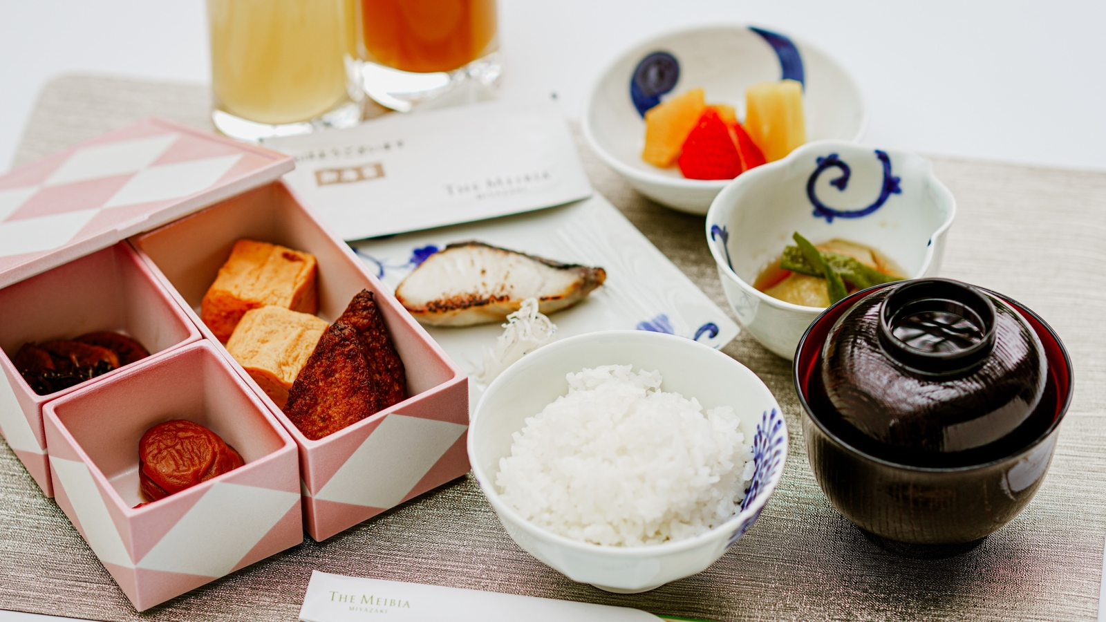 THE MEIBIA MIYAZAKI ◆当ホテル自慢の”選べる朝食”◆ 非日常の空間のなかで過ごすスモールラグジュアリーステイ