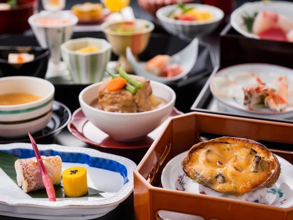 いぶすき秀水園 【基本プラン】旬の食材を活かした季節会席に舌鼓！