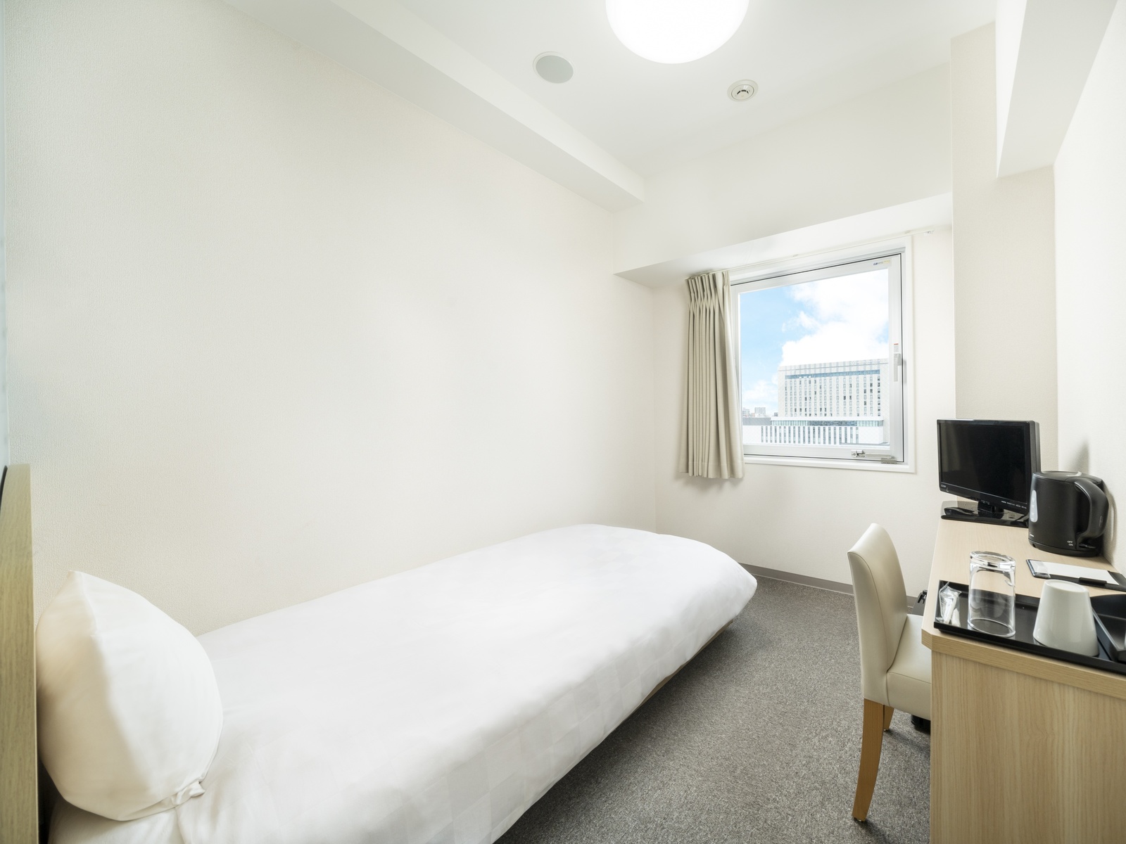 KOKO HOTEL 鹿児島天文館 部屋画像1