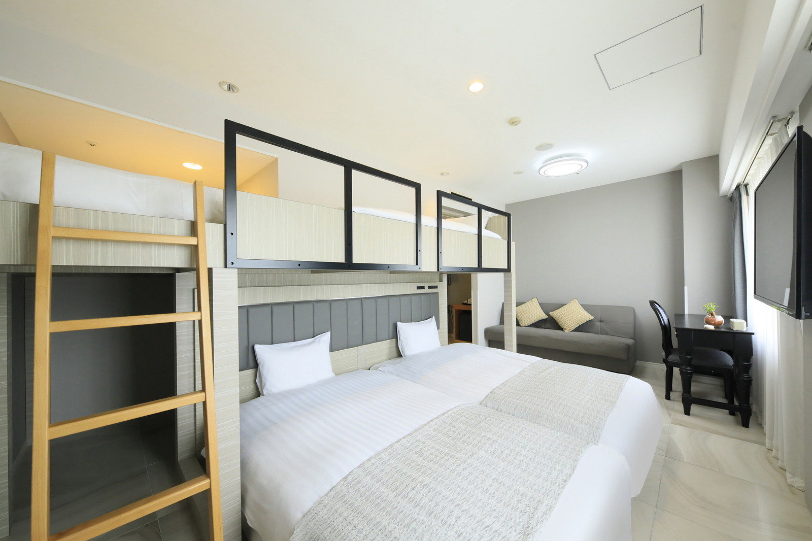 クインテッサホテル鹿児島天文館 Relax&Sleep スーペリアツイン＋バンクベッド