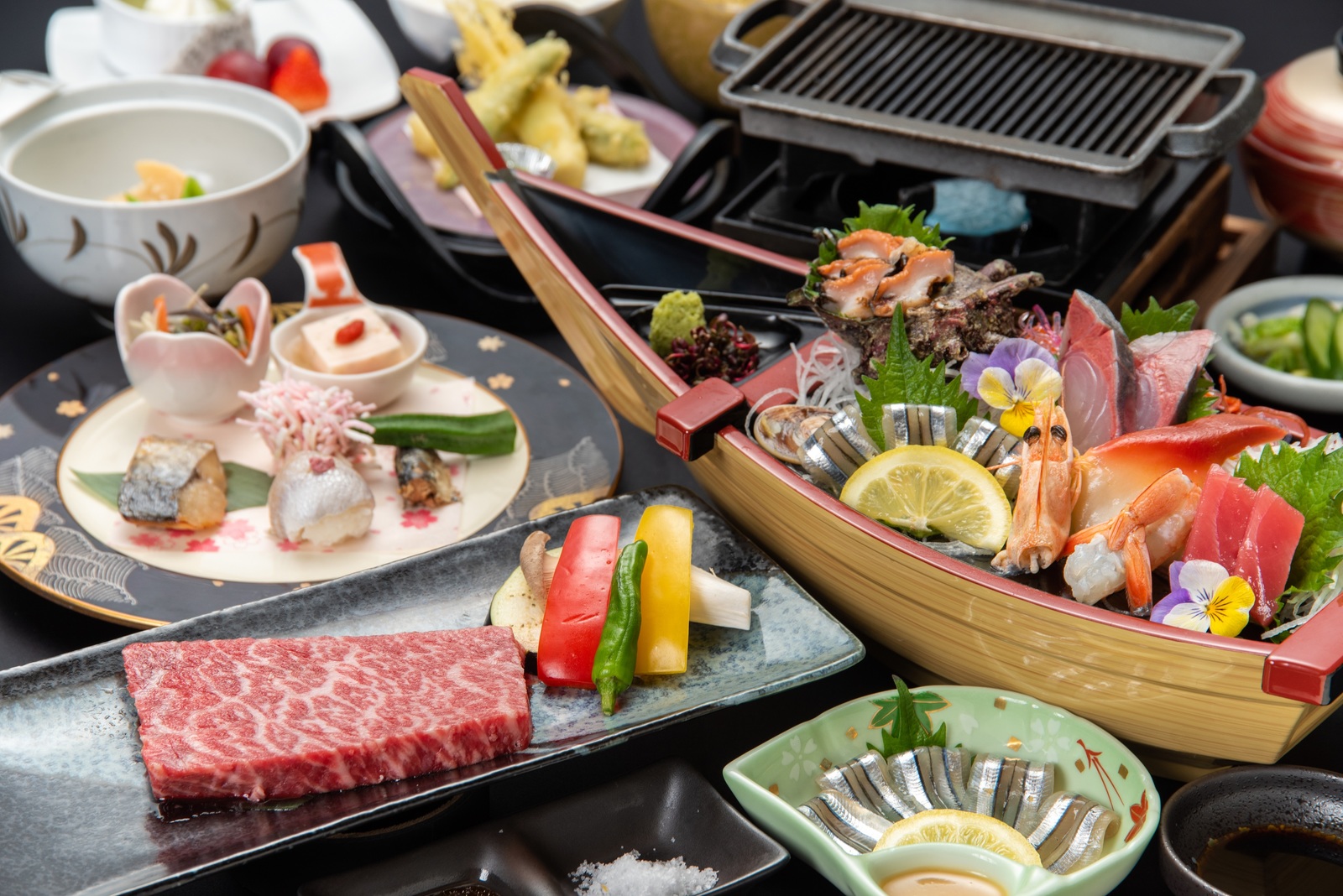 指宿海上ホテル ◆(雅)◆『黒毛和牛ステーキに舌鼓』～ワンランク上のお食事と当館砂蒸し温泉半額チケット付～