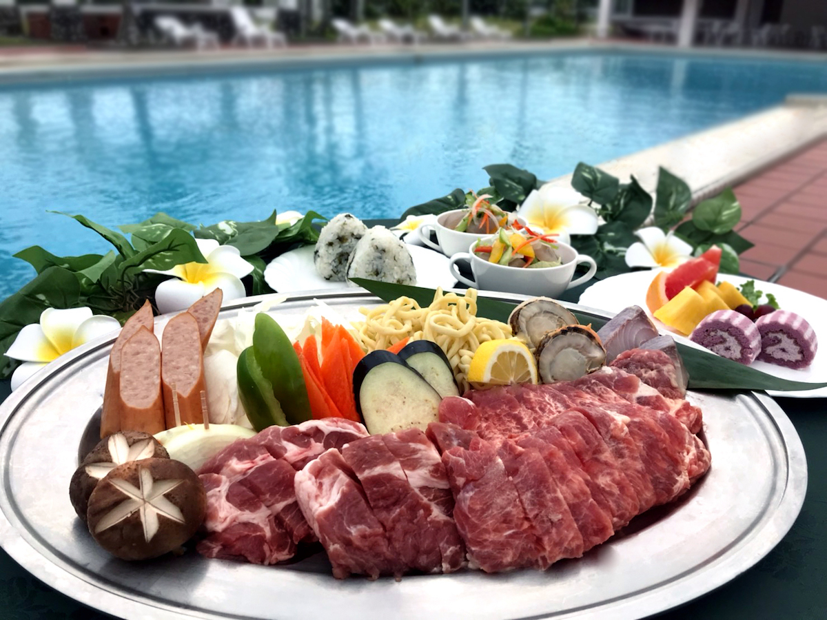 ウォーターマークホテル沖縄 久米アイランド 期間限定プラン♪ガーデンプールでの夕食BBQ付（夕朝食付）