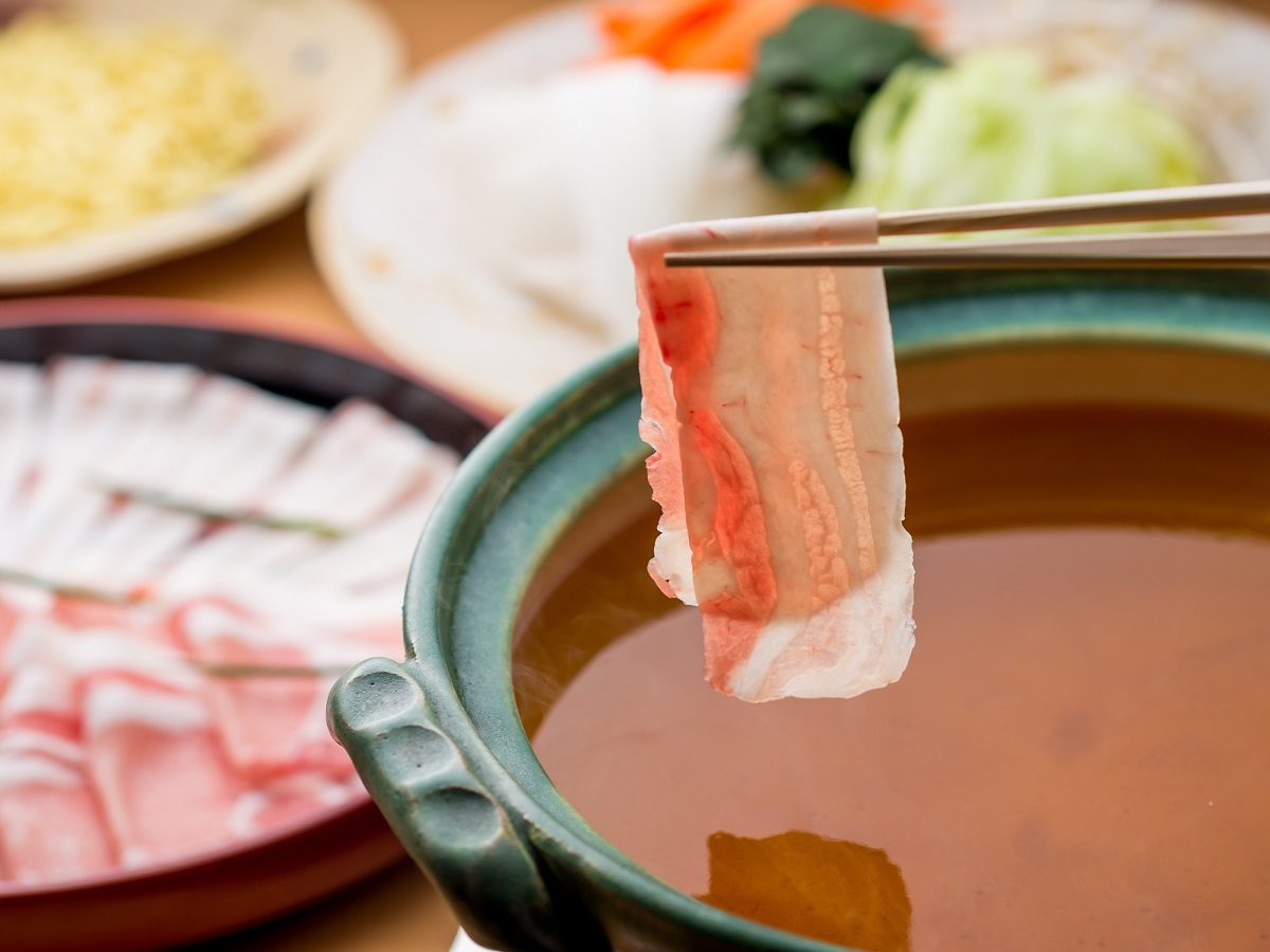 カヌチャベイホテル＆ヴィラズ 【スタンダード】旬の味覚を存分に。料理長自慢のディナーを堪能！選べる夕食付プラン