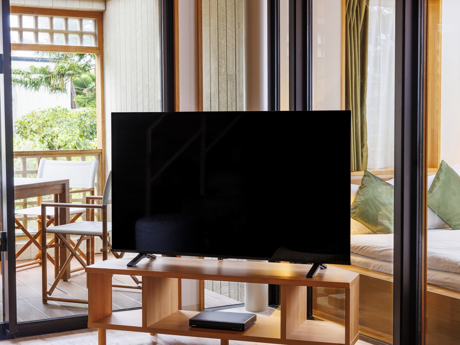 アラマンダ インギャーコーラルヴィレッジ 【客室備品】大きいサイズのスマートテレビを完備しております