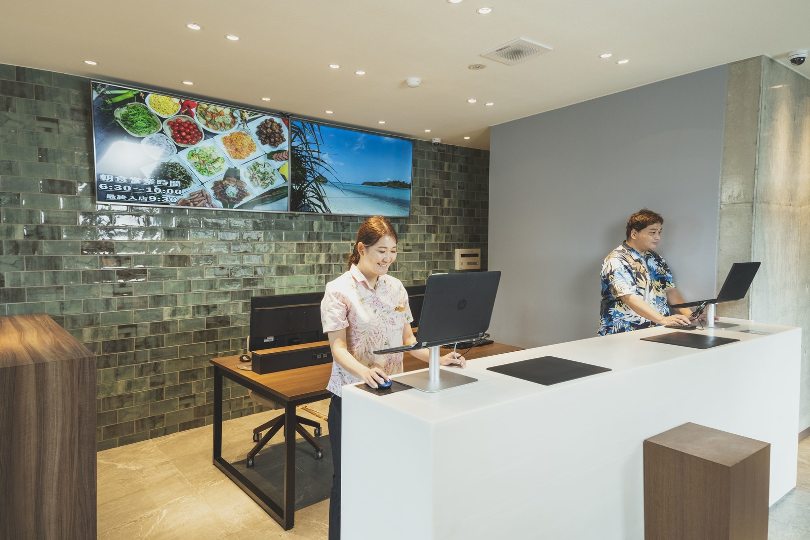 The BREAKFAST HOTEL PORTO石垣島 【まだ間に合う直前20日前】（素泊り）フェリー乗り場など好立地★石垣島の大自然、ダイビングや観光に！