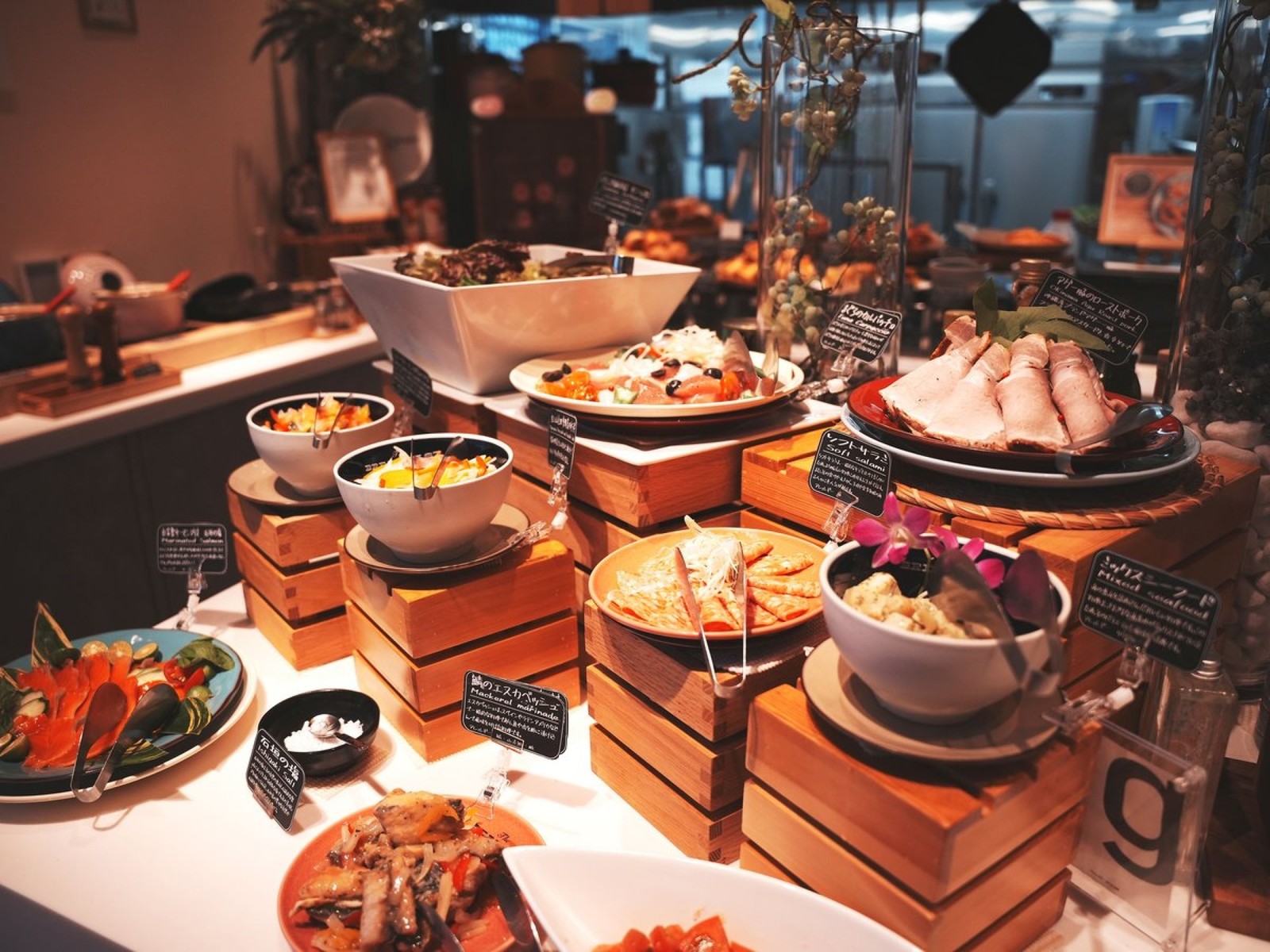 The BREAKFAST HOTEL MARCHE石垣島 【和洋室ロフト付　12月リニューアルプラン！】（朝食付き）！特選石垣牛やアグー豚　多種類の地中海ビュッフェ！