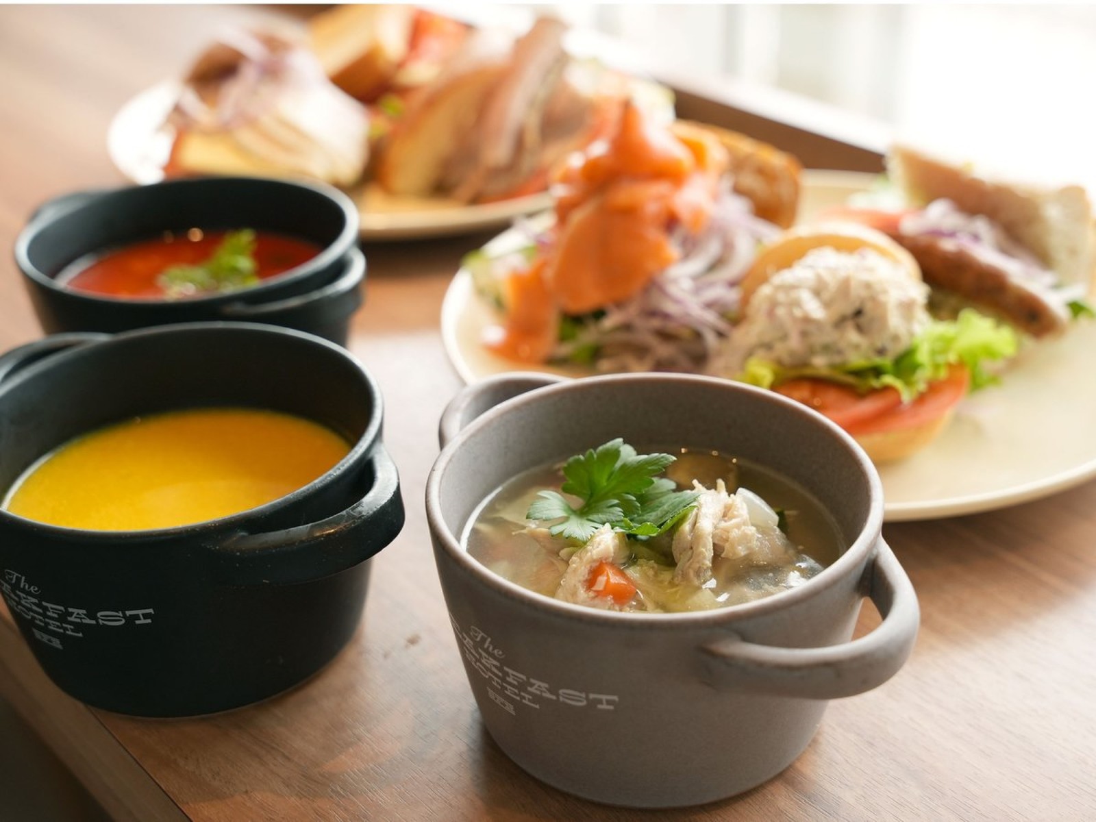 The BREAKFAST HOTEL MARCHE石垣島 【和洋室ロフト付　12月リニューアルプラン！】（朝食付き）！特選石垣牛やアグー豚　多種類の地中海ビュッフェ！