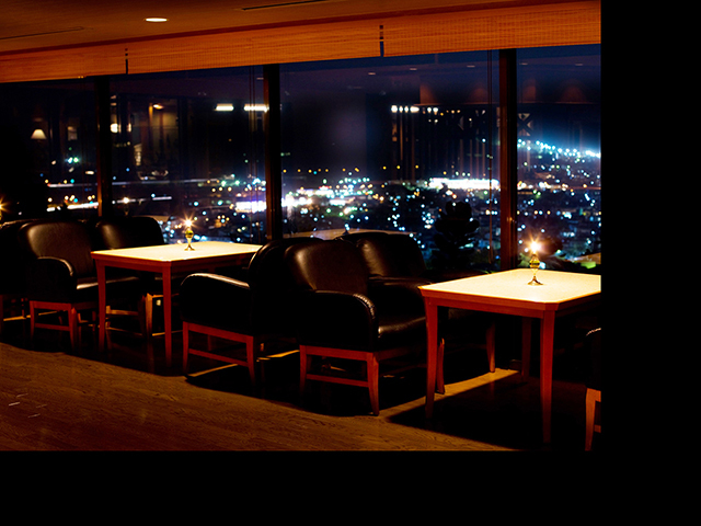 ココガーデンリゾートオキナワ 【冬限定！海老と蟹のスペシャルメニュー】極上・海老蟹飲茶三昧ディナー滞在中1回ご招待＜2泊～＞