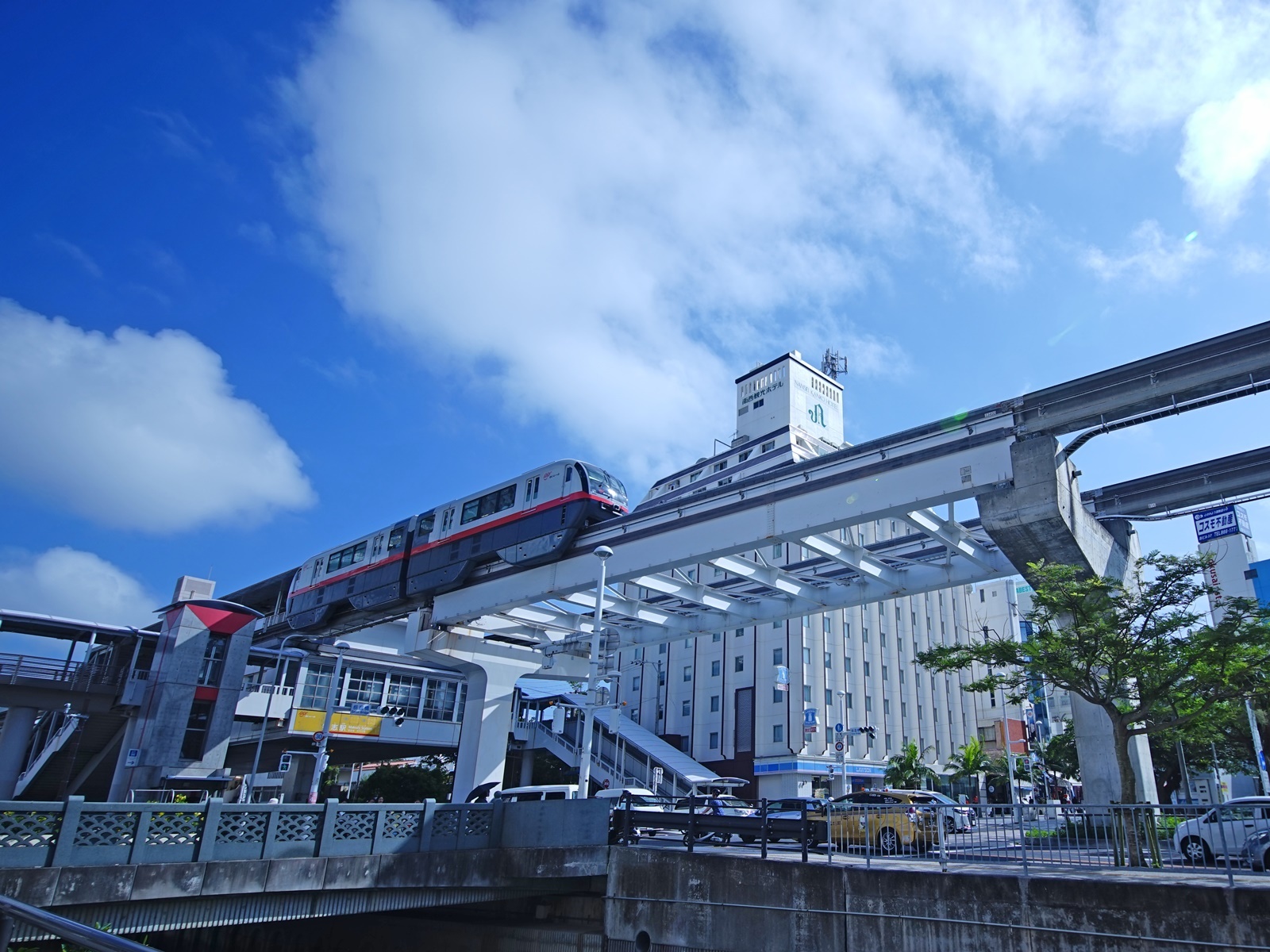 南西観光ホテル 【人気＆レア客室！モノレールビュー確約】ご予約は5日前に受付終了です！お早めにどうぞ♪＜朝食付＞