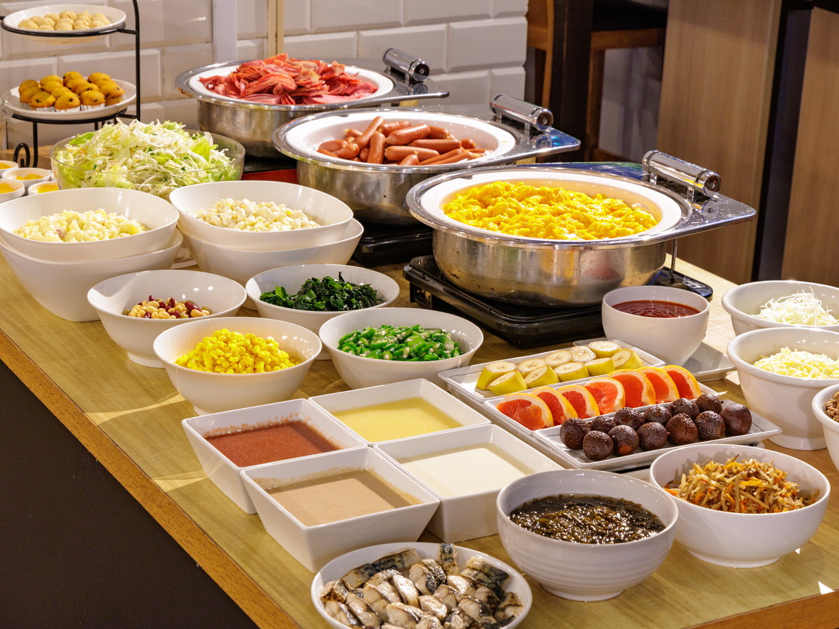 西鉄リゾートイン那覇 沖縄料理を含む朝食ブッフェ付プラン（朝食時間6:30 OPEN）