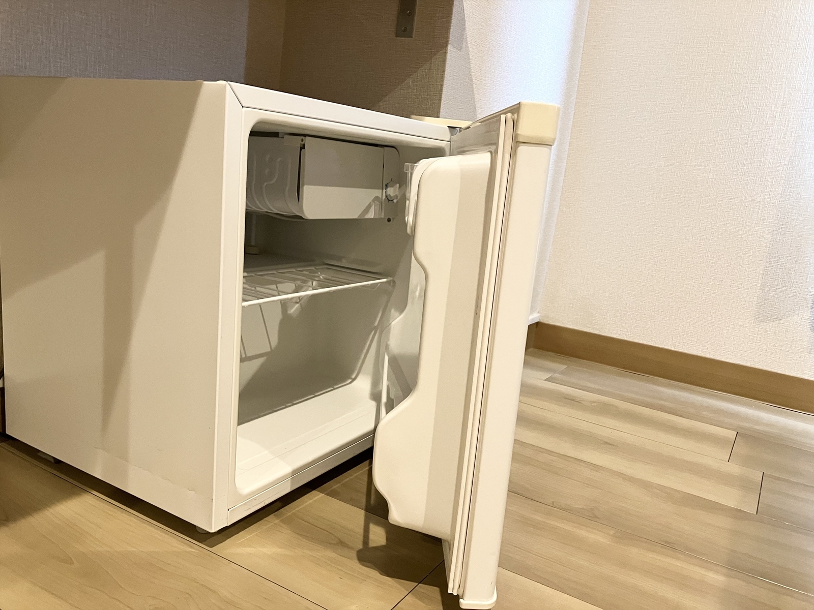 ビクトリアホテル 冷蔵庫
