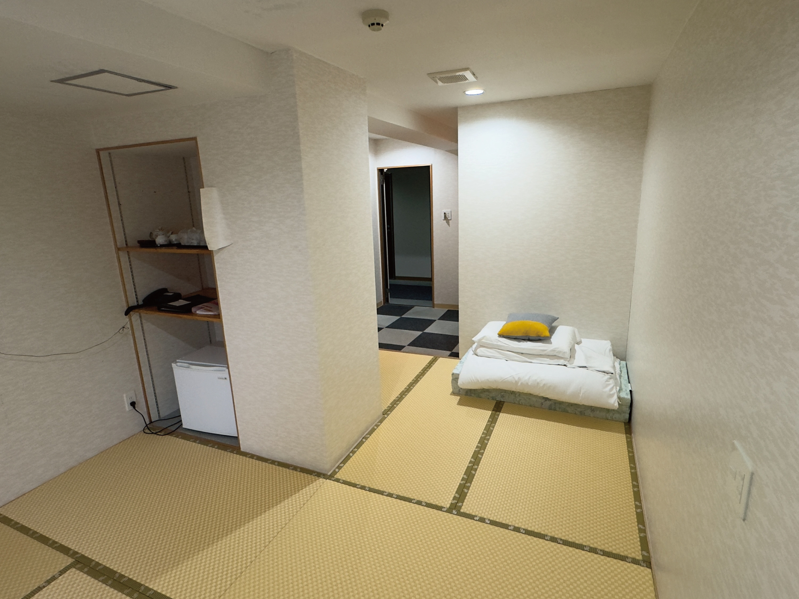ビクトリアホテル 部屋画像5