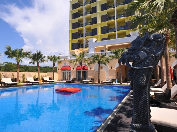 OKINAWA KARIYUSHI RESORT EXES ONNA 【早期予約60】59平米以上の全室オーシャンビュー、ホスピタリティを極めた「癒しの空間」／朝食付