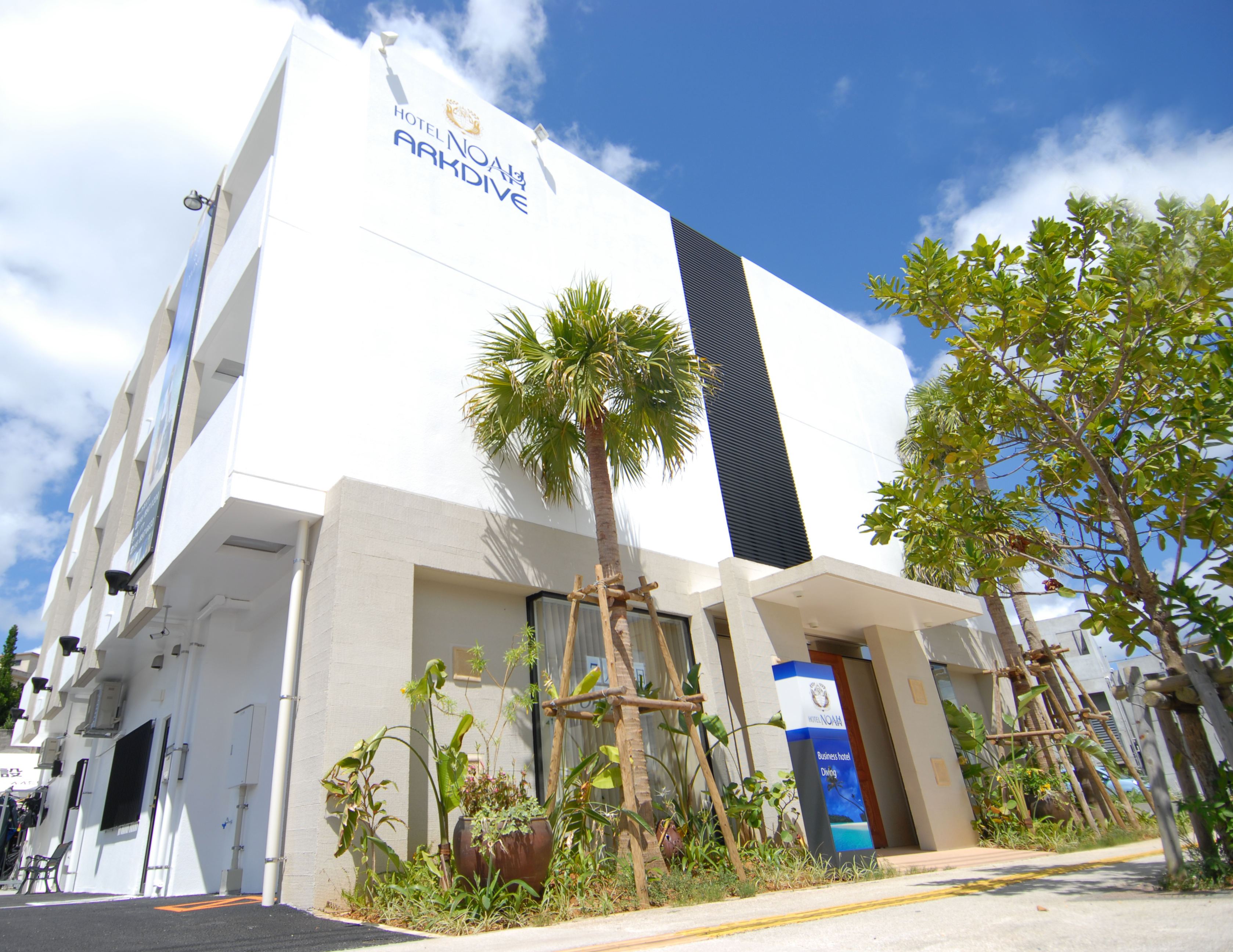 HOTEL　NOAH