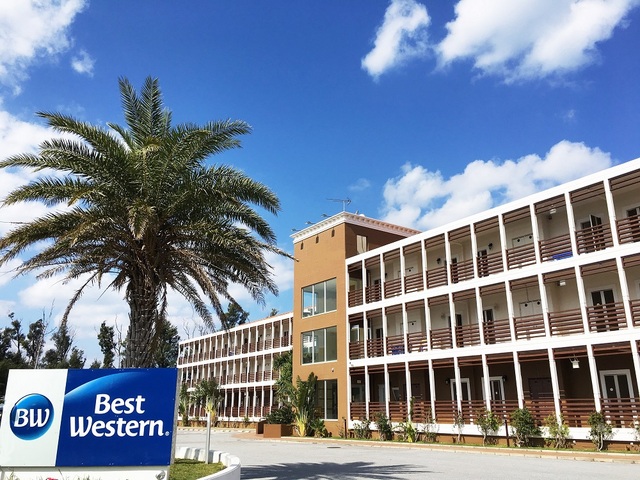 ベストウェスタン沖縄恩納ビーチ 【BWレート】 そうだ。一人旅しよう。～夕朝食付き～